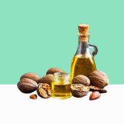 Nutmeg Essential Oil / Myristica fragrans Houtt - Bulk Order / Wholesale